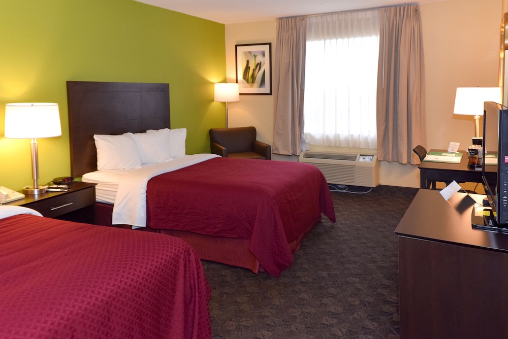 Quality Inn Saint Louis Airport 11/43