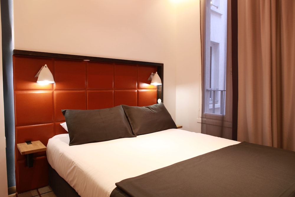 Hotel Aulivia Opera 14/47