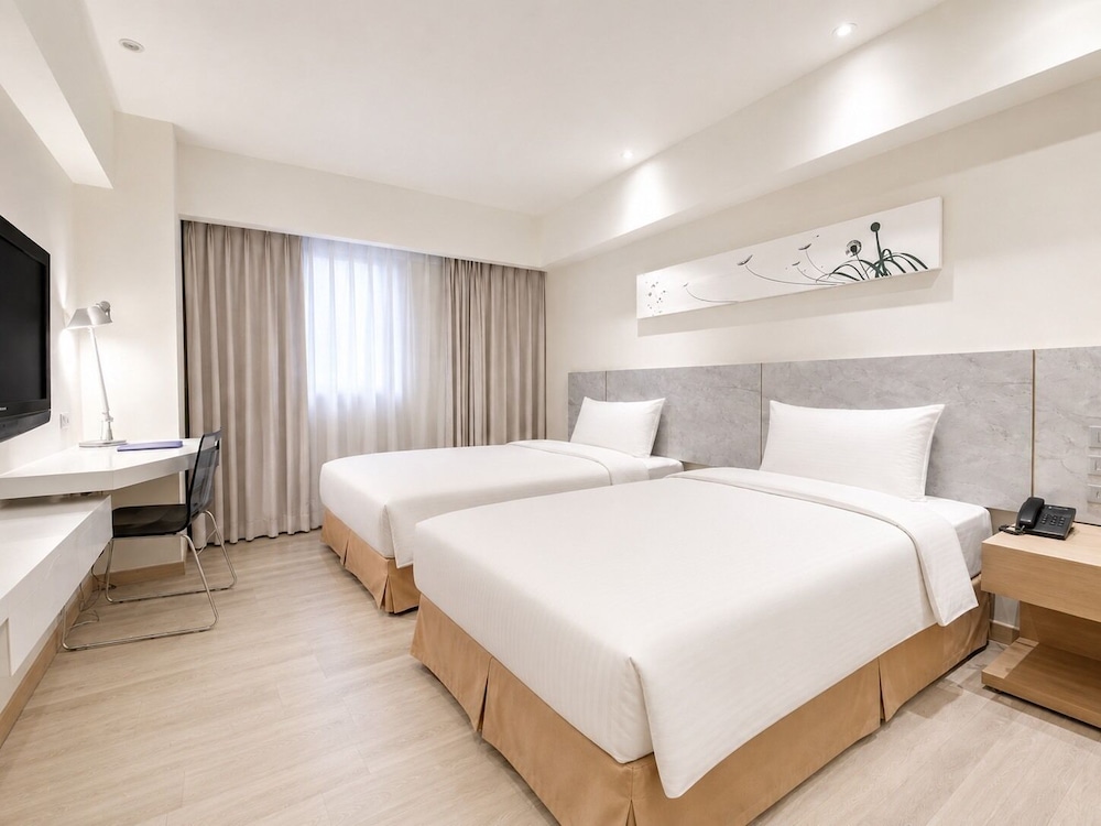 Beacon Hotel 32/69