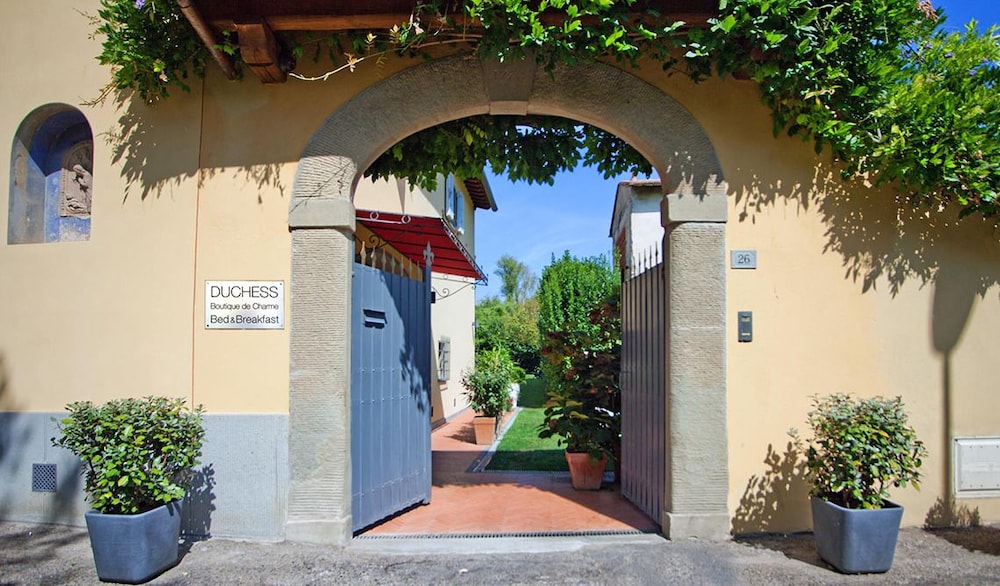 Duchess Boutique Hotel B&B 43/46