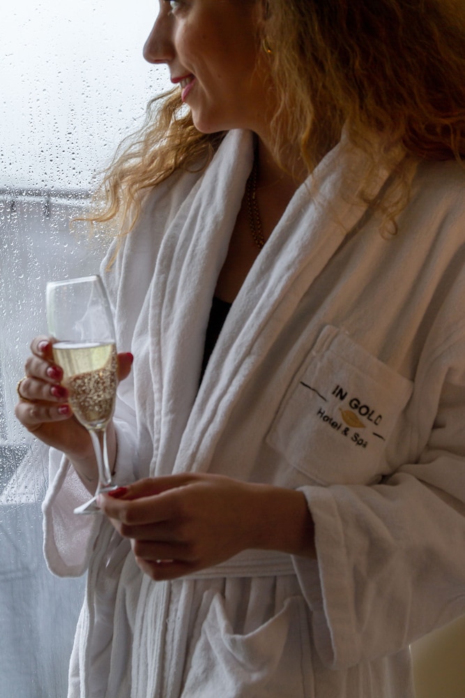 In Gold Hotel & Spa 34/68