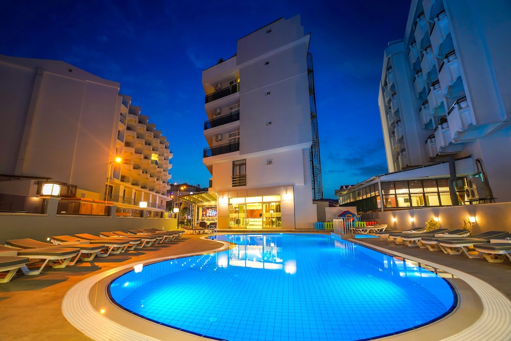 Seren Sari Hotel 7/35