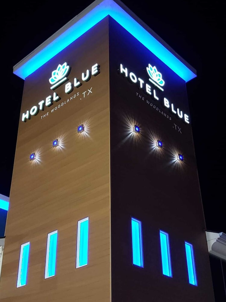 Blue Woodlands Hotel 1/41