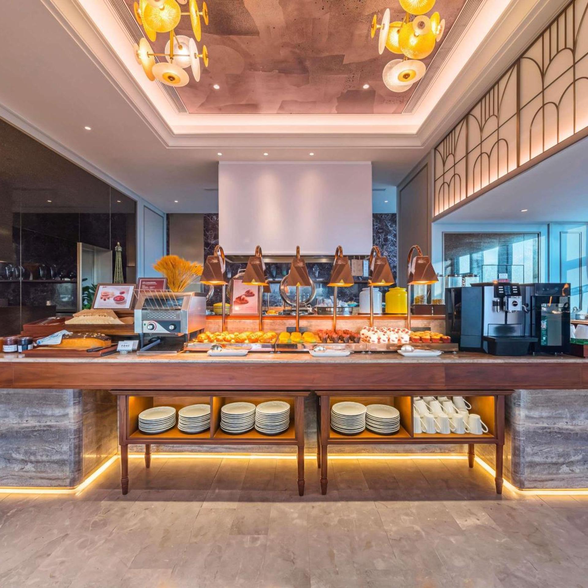 Mercure Guangzhou Financial City 43/60