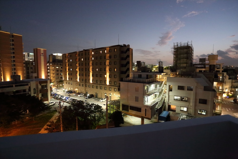 Tabinoteitaku Okinawa Naha 4/29