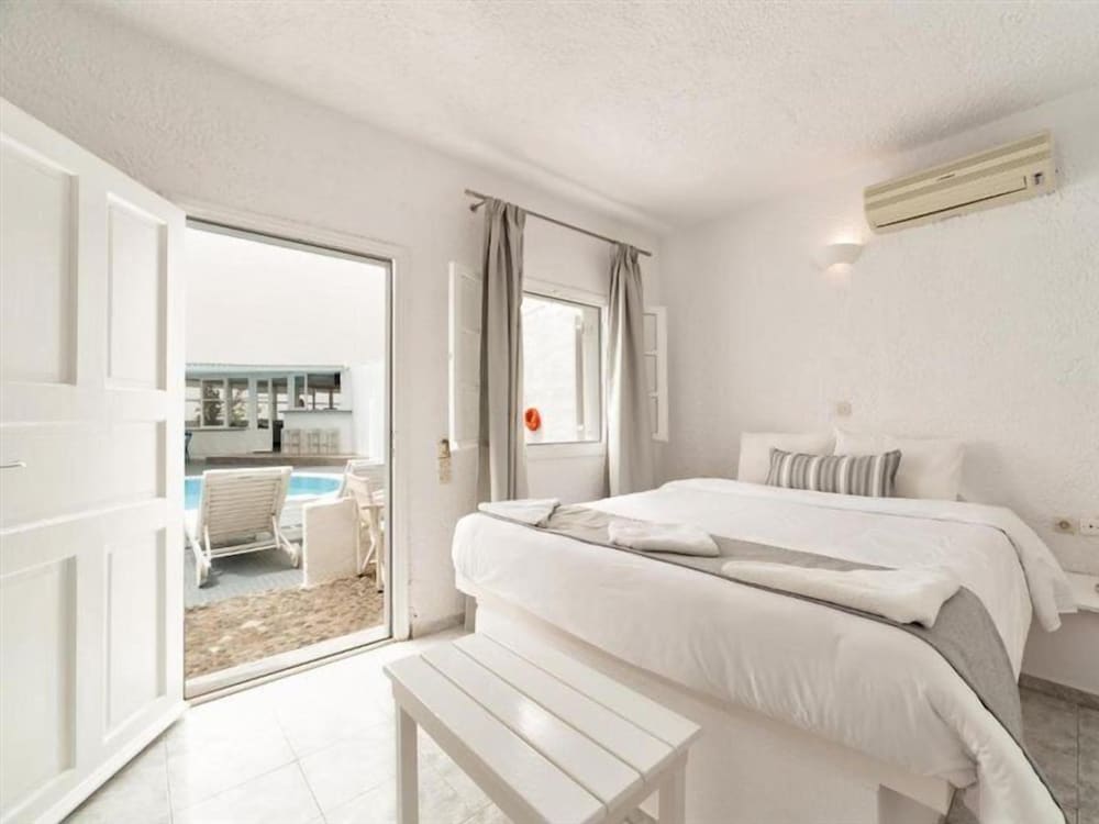 Artemis Suites Formerly Artemis Studios Megalochori 22/75