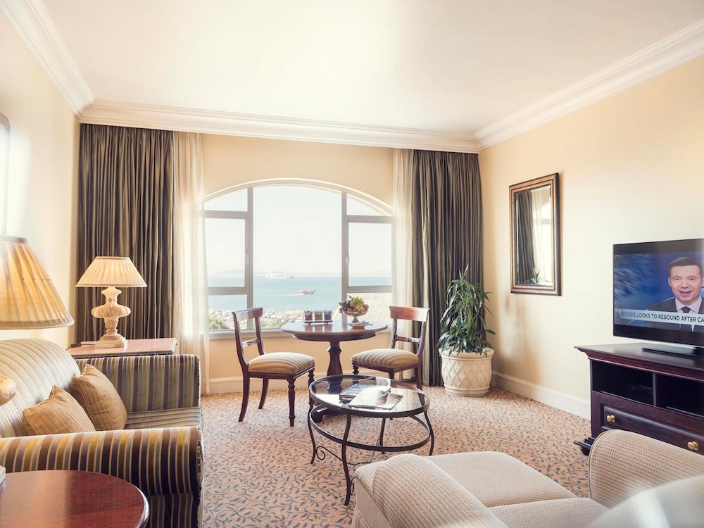InterContinental Table Bay Cape Town by IHG 45/80