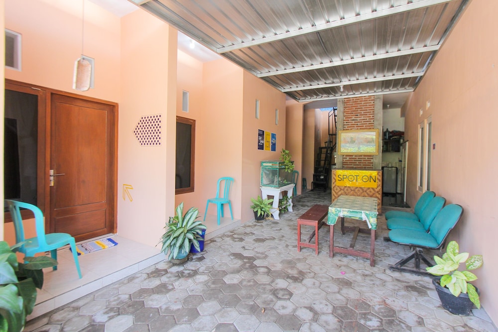 SPOT ON 2022 Darman Family Residence Syariah 7/23