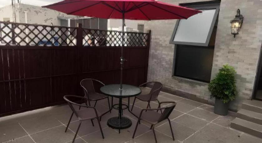 Yiting Zhenshe Hotel (Beijing Qianmen Pedestrian Street) 41/50
