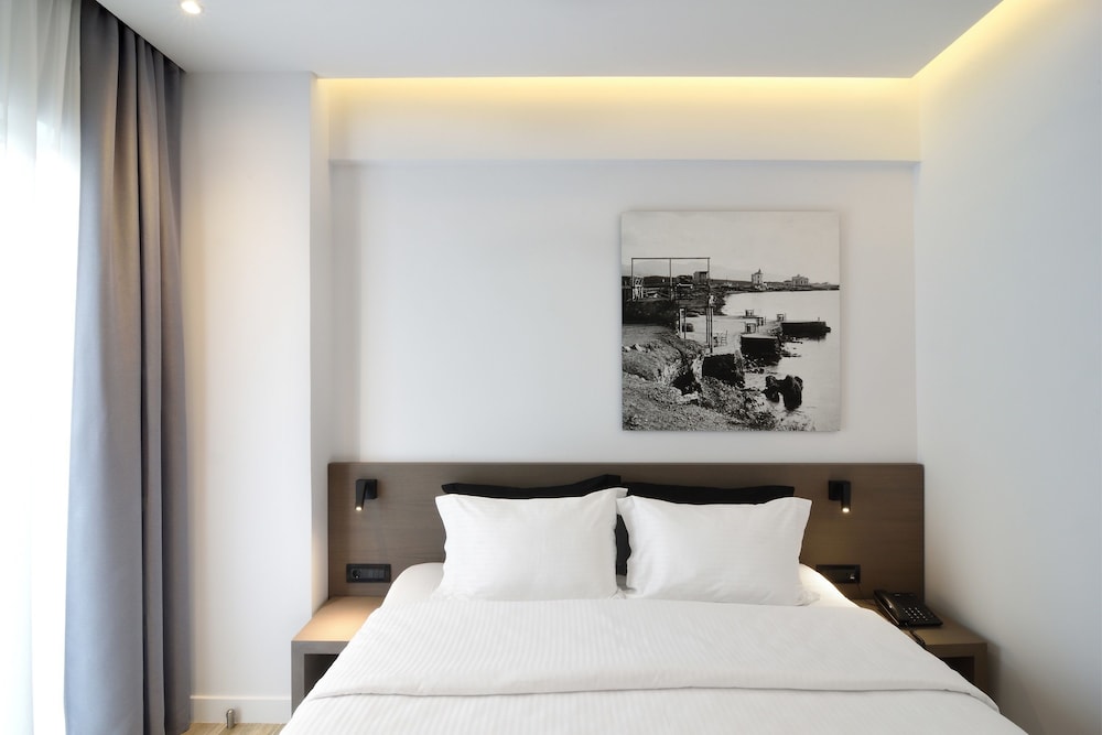 STANDARD, DOUBLE OR TWIN BED