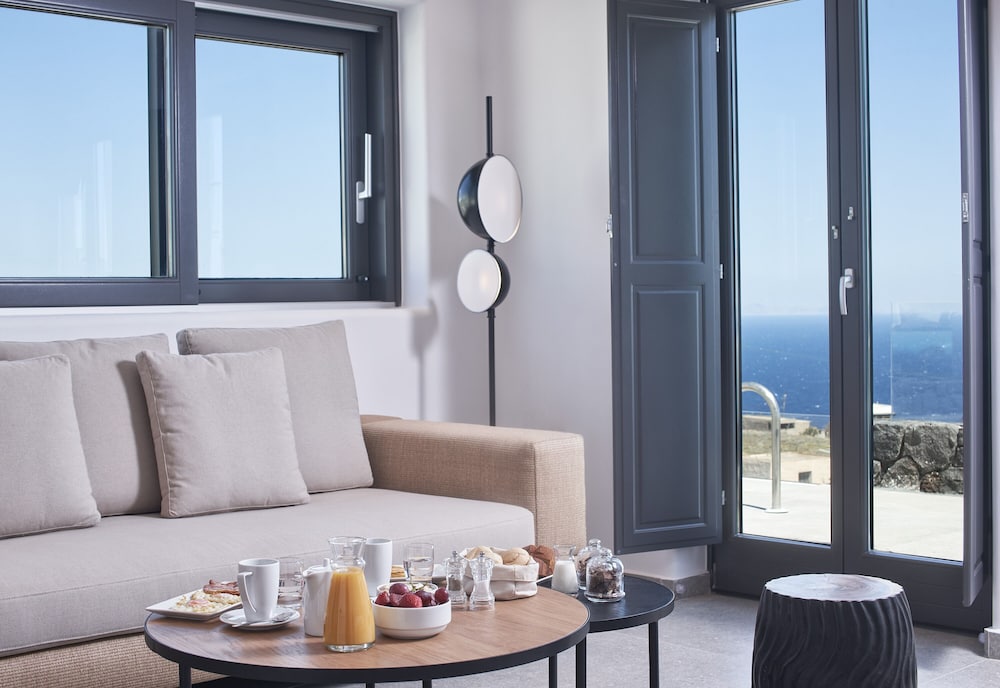 SantAnna Luxury Suites 20/37
