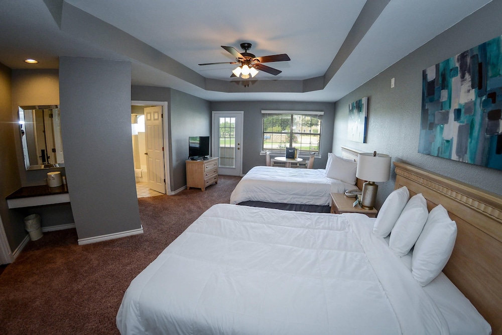 Tanglewood Resort on Lake Texoma, Ascend Hotel Collection 12/50