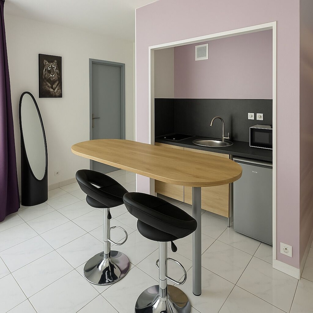 Logis Hotel Du Cirque 58/73