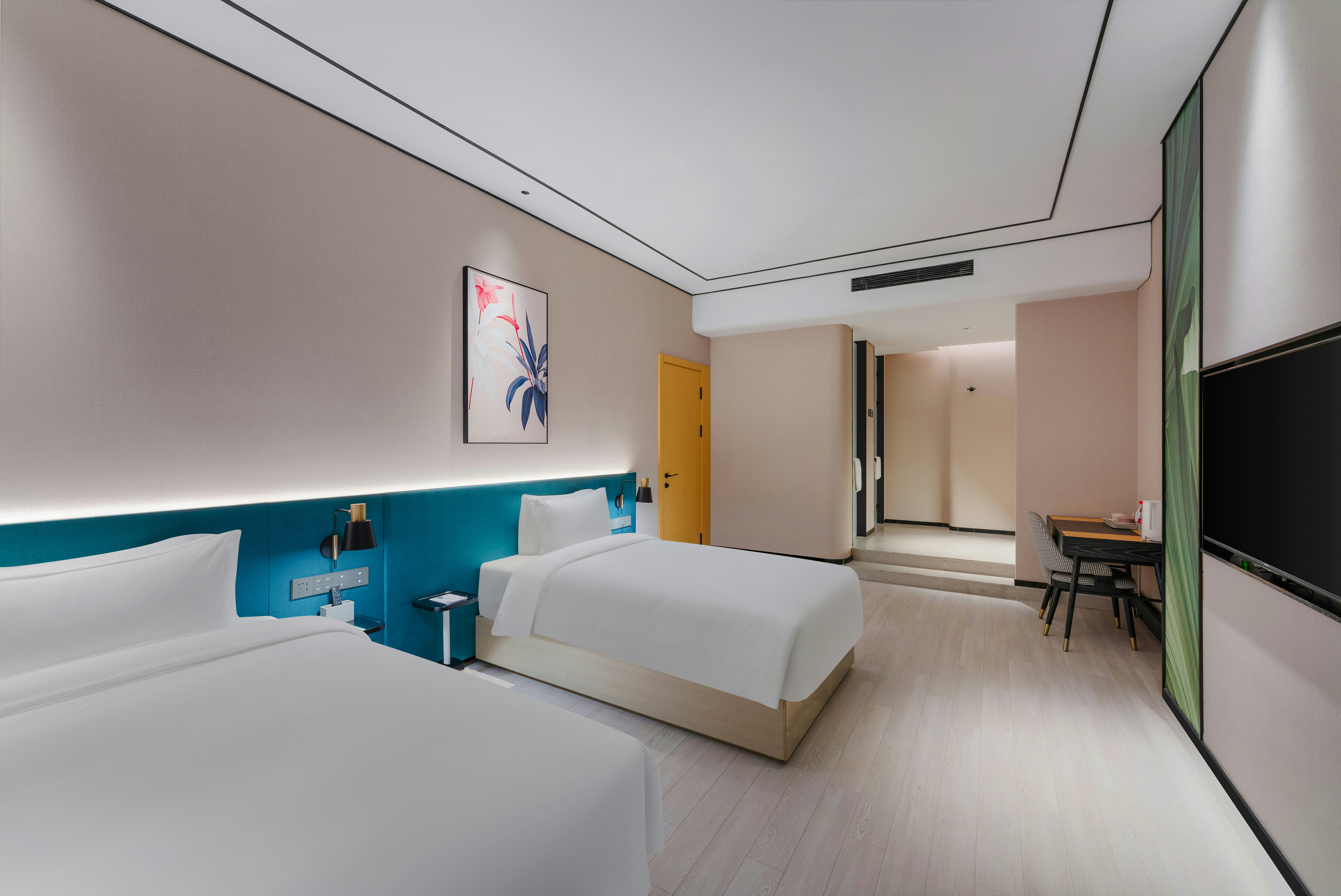 DELUXE, SUITE, TWIN BEDS