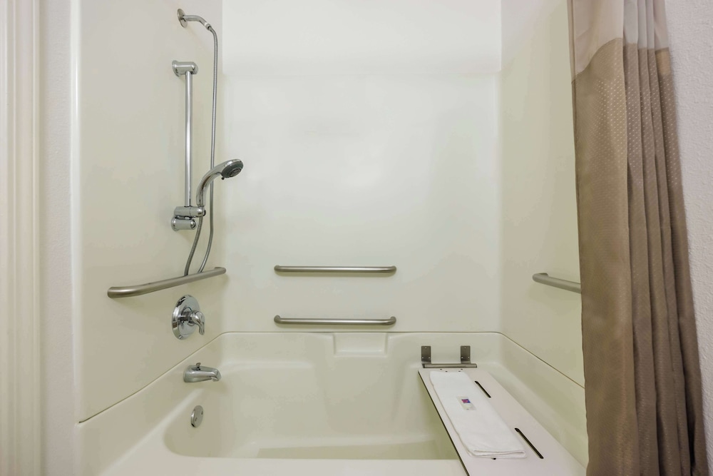 Motel6 Canby, OR 23/25