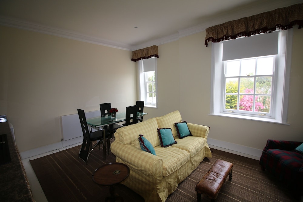 Prince Hill House 28/43