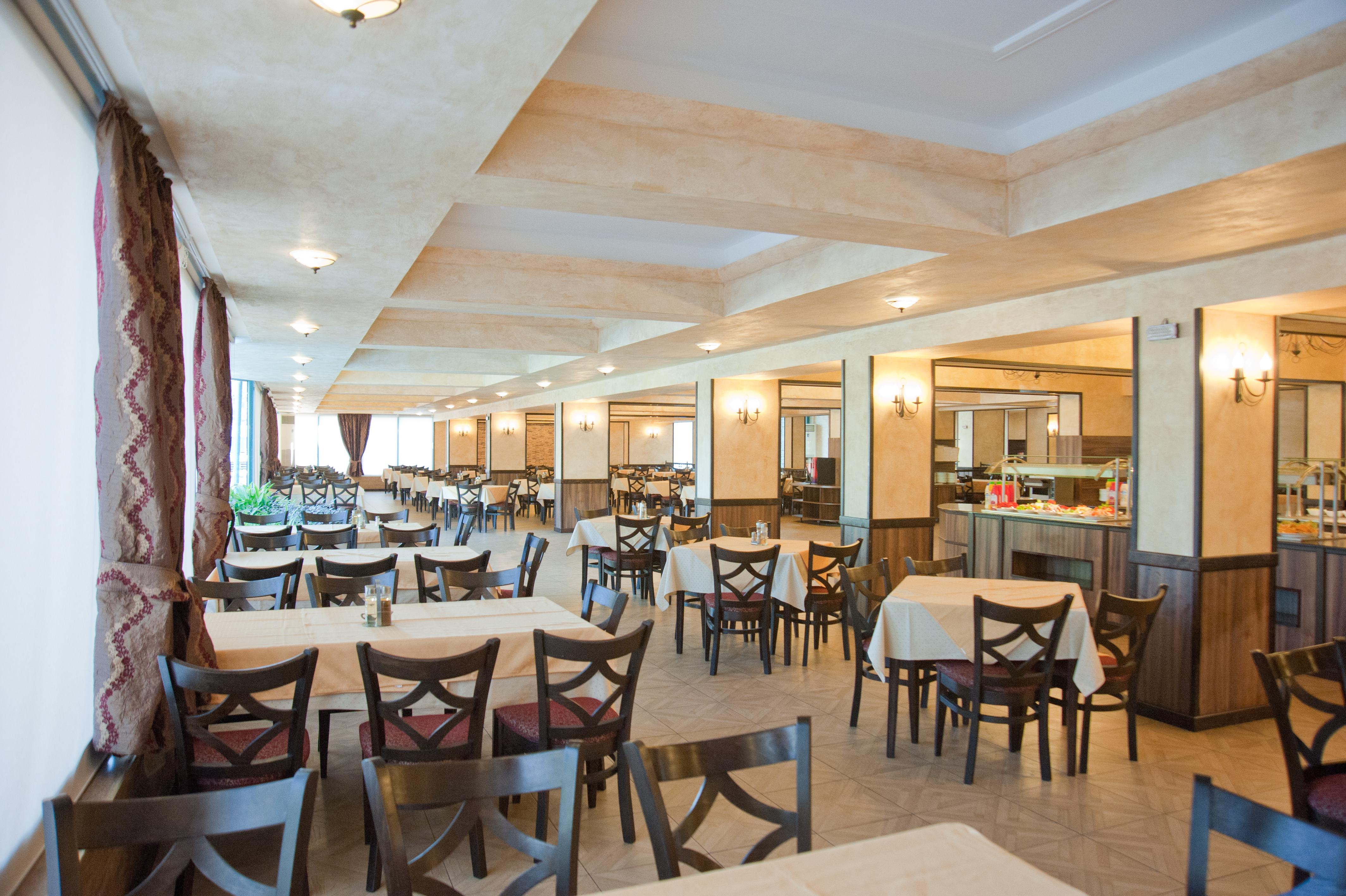 Kotva Hotel 41/66