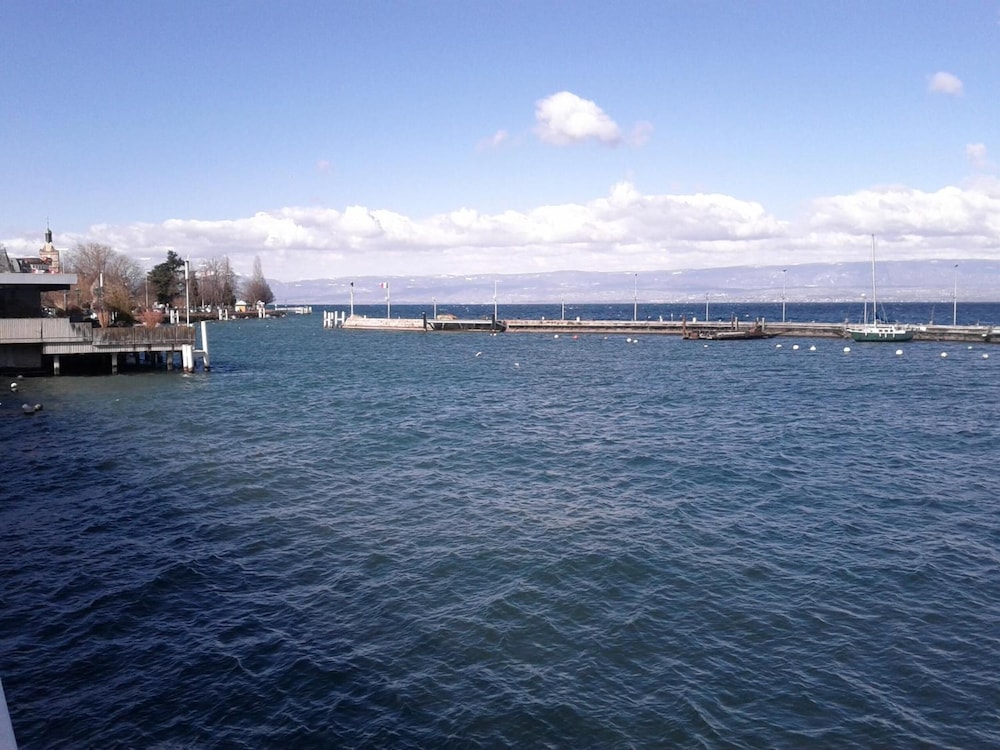Hotel Alize Evian 44/55