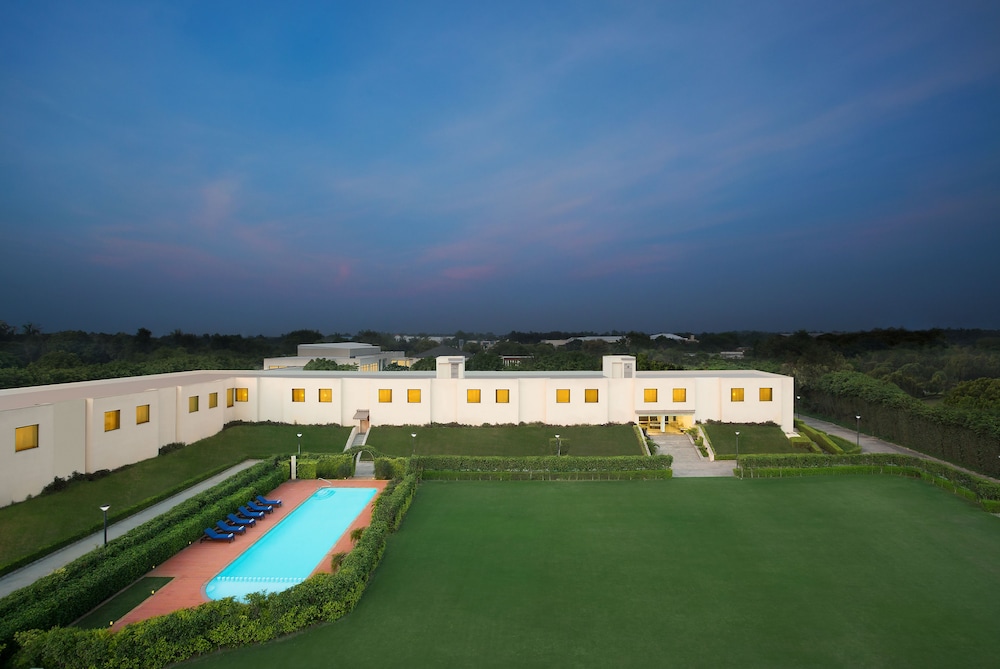 FOUR POINTS BY SHERATON NEW DELHI AIRPORT HIGHWAY 3/28