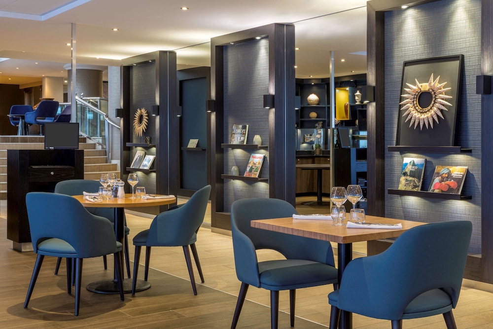 restaurant-cafeteria