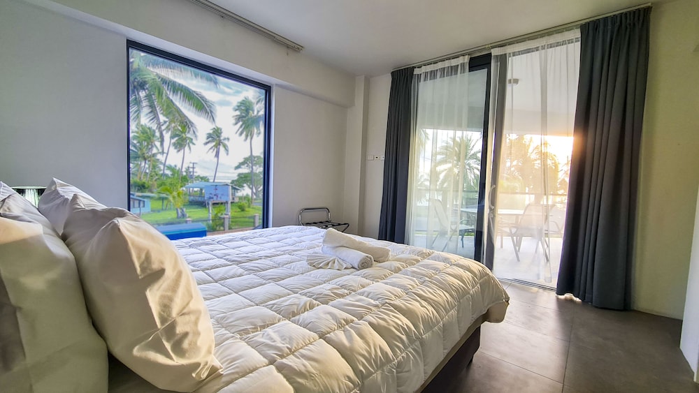 Ramada Suites by Wyndham Seafront Coral Coast 23/60