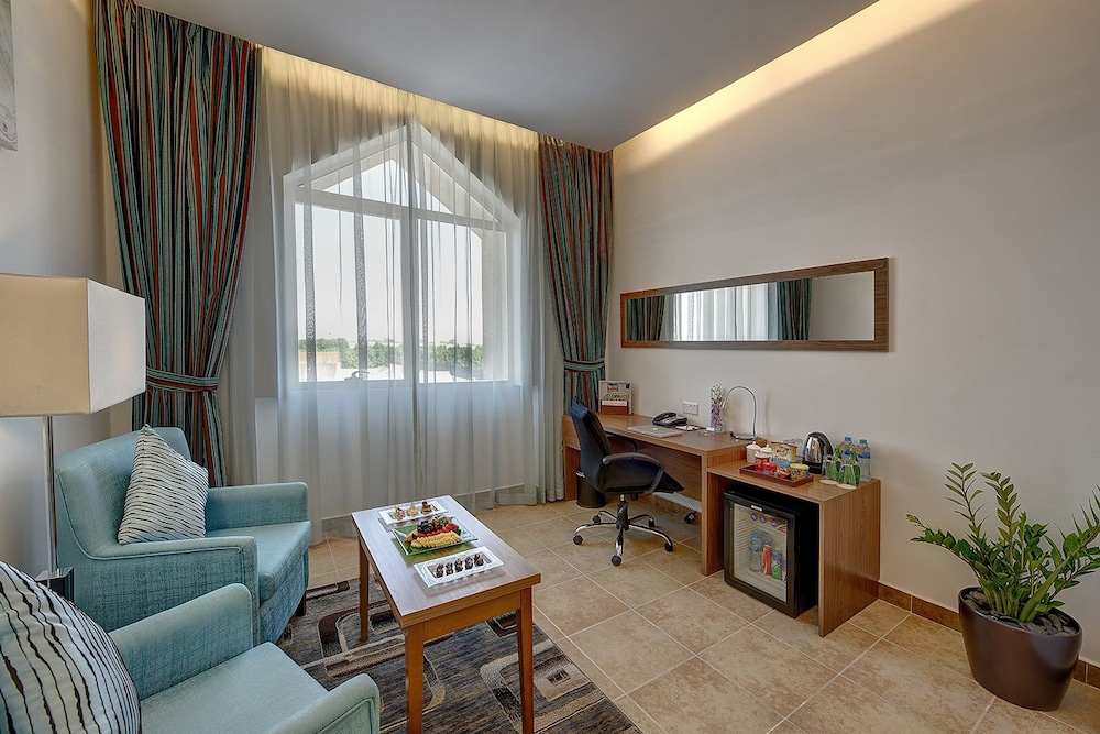 Western Hotel - Ghayathi 36/43