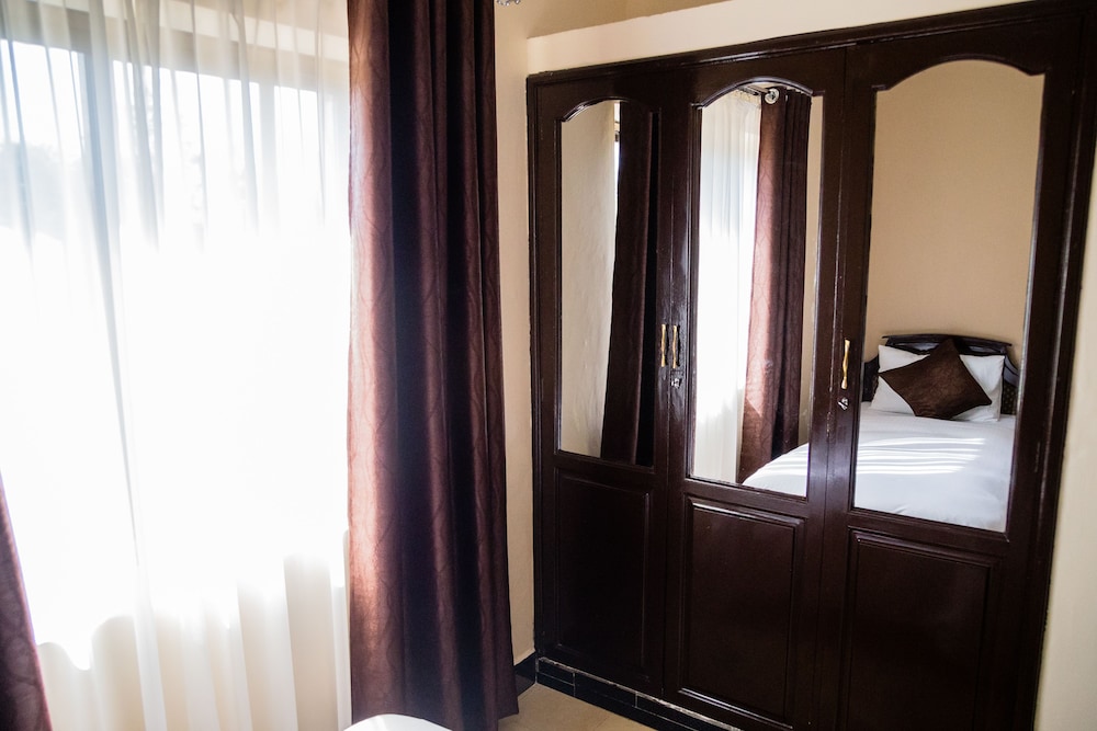 Altezza Lodge 13/46