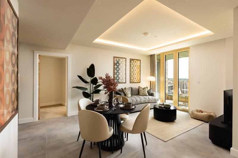 2 BEDROOMS, SUPERIOR, APARTMENT