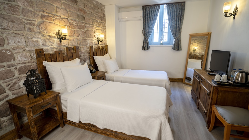 Sizmahan Hotel 6/64