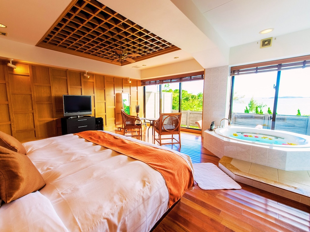 Ocean, Executive, Villa, 3 King Beds, Sea Side, Terrace