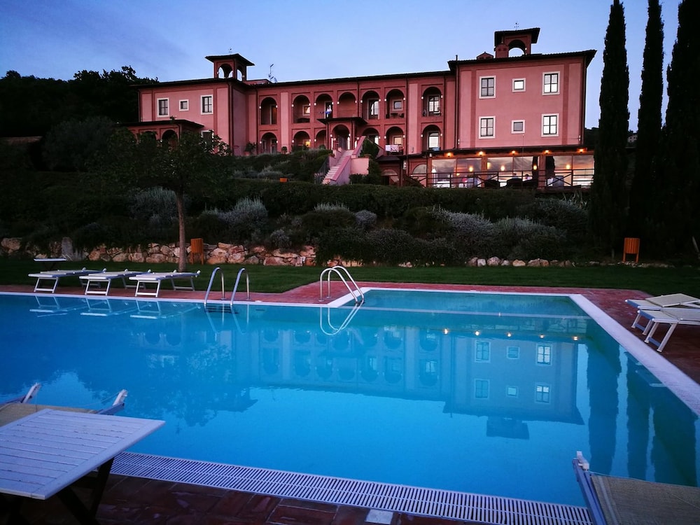 Saturnia Tuscany Hotel 3/70