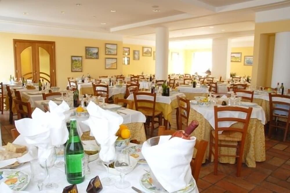 HOTEL RESIDENCE TRAMONTO 20/34
