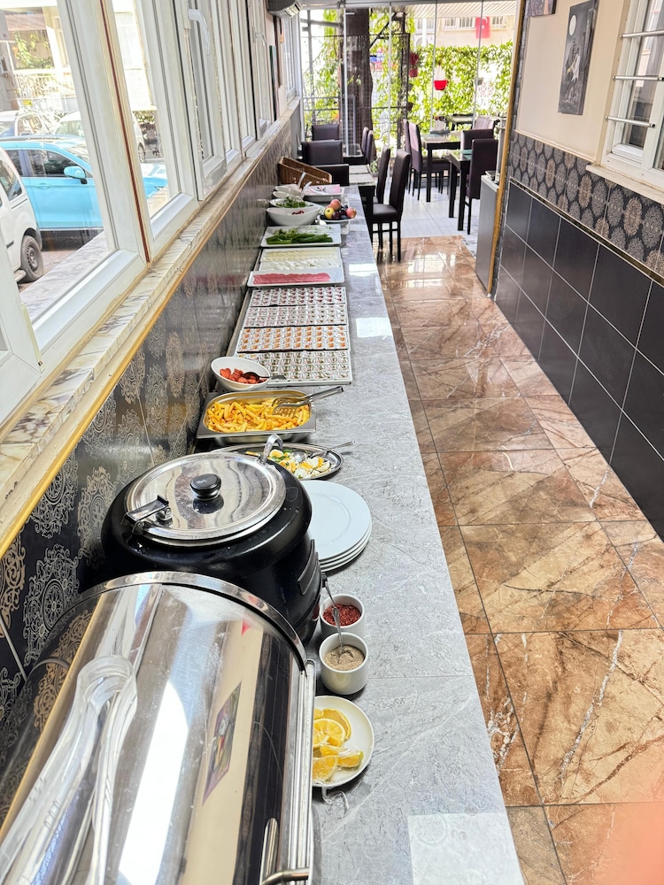 Exporoyal Hotel 37/41