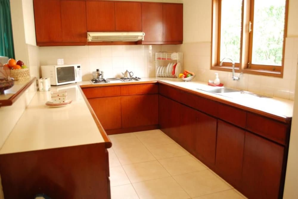 Puri Setiabudhi Residence 48/49
