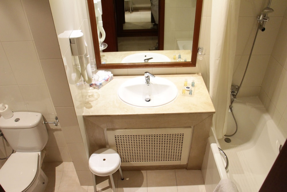 Hotel Le Consul 40/41