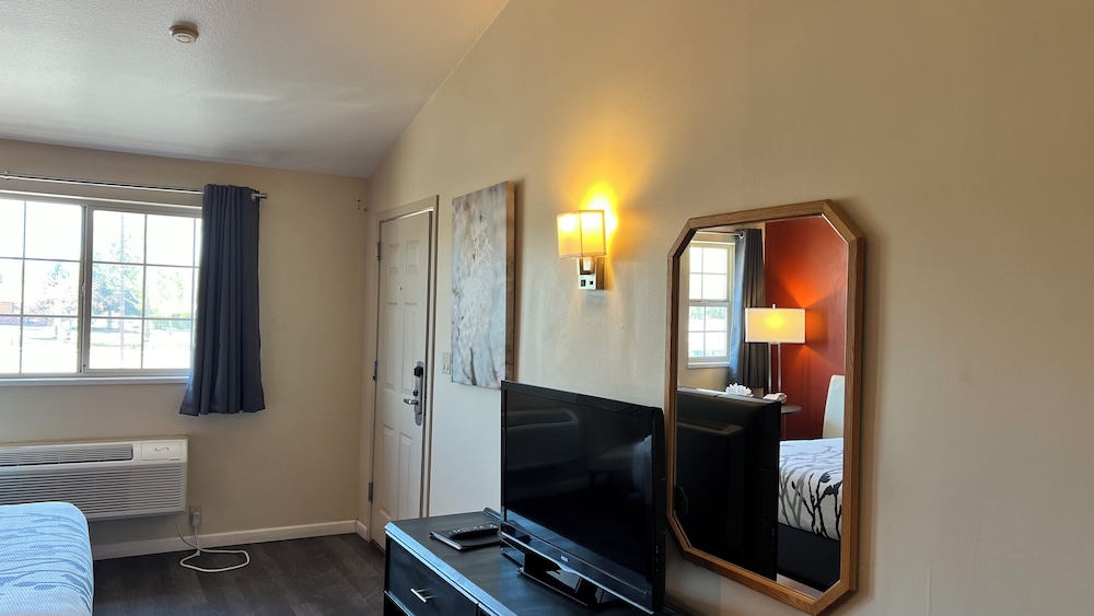 Econo Lodge Inn & Suites Montrose - Black Canyon Area 47/47