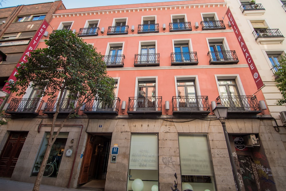 PETIT PALACE TRES CRUCES 2/63