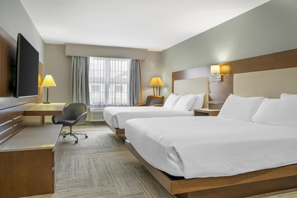 Standard, 2 Queen Beds