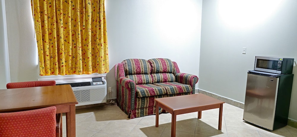 Texas Inn and Suites - Rio Grande Valley 46/62