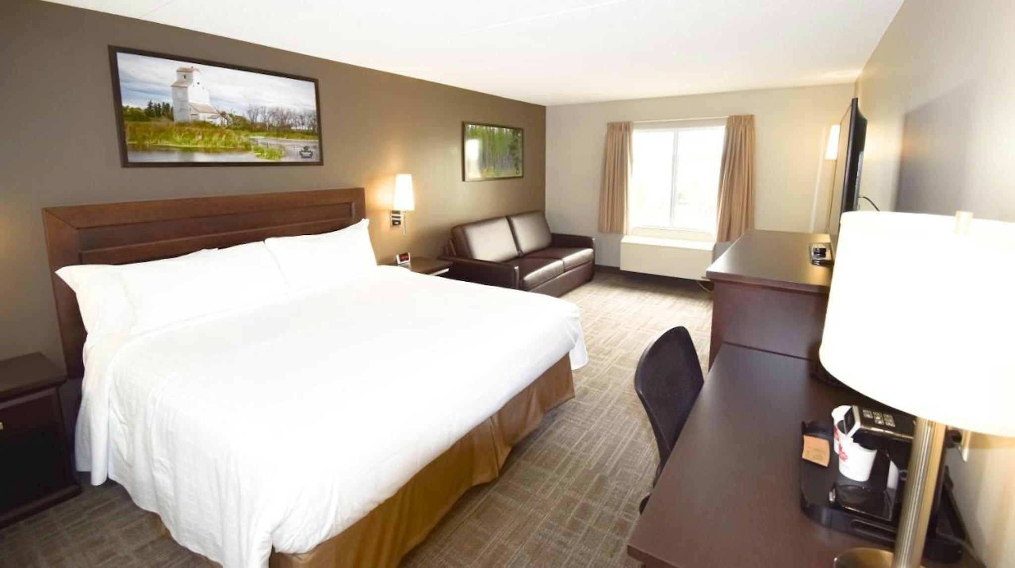Canad Inns Destination Centre Club Regent Casino Hotel 8/46