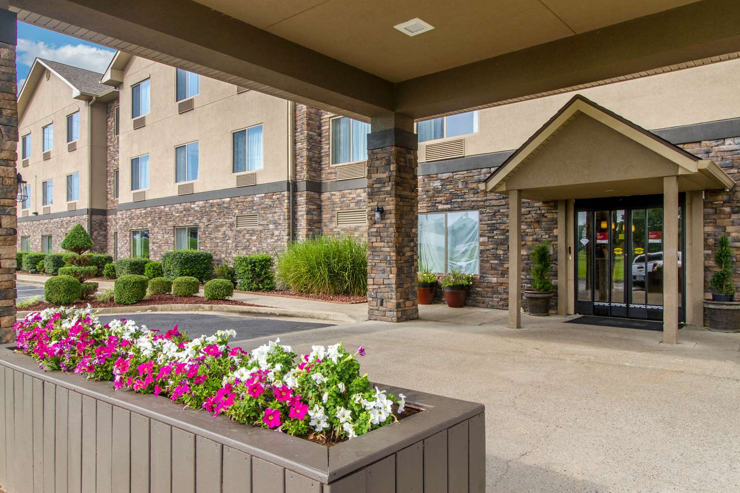 Comfort Suites Danville KY 3/25