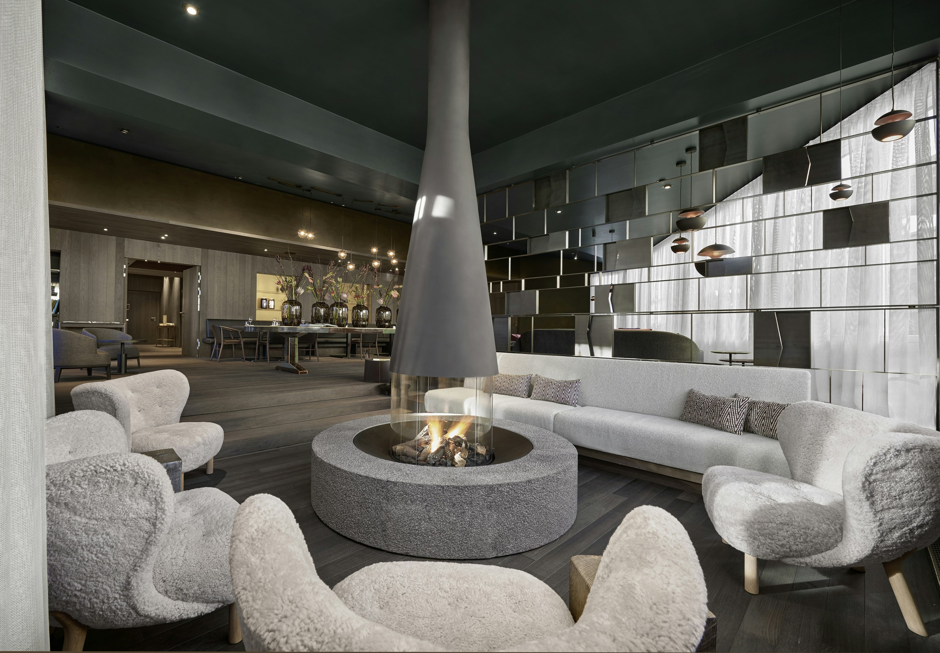 Hotel Weisses Rossl Kitzbuhel 25/50