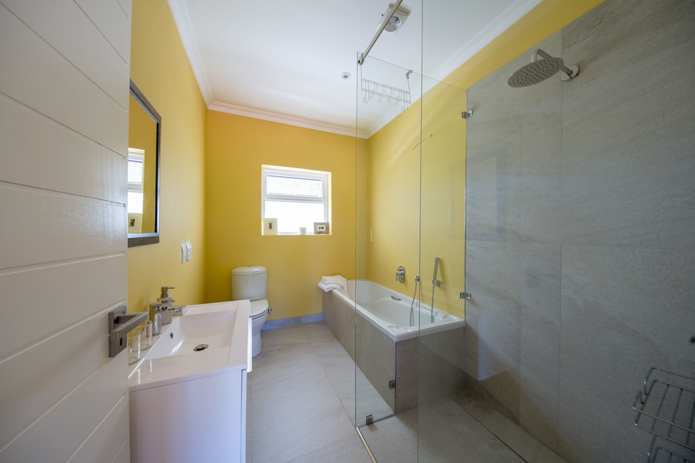 Constantia Cottages 47/50