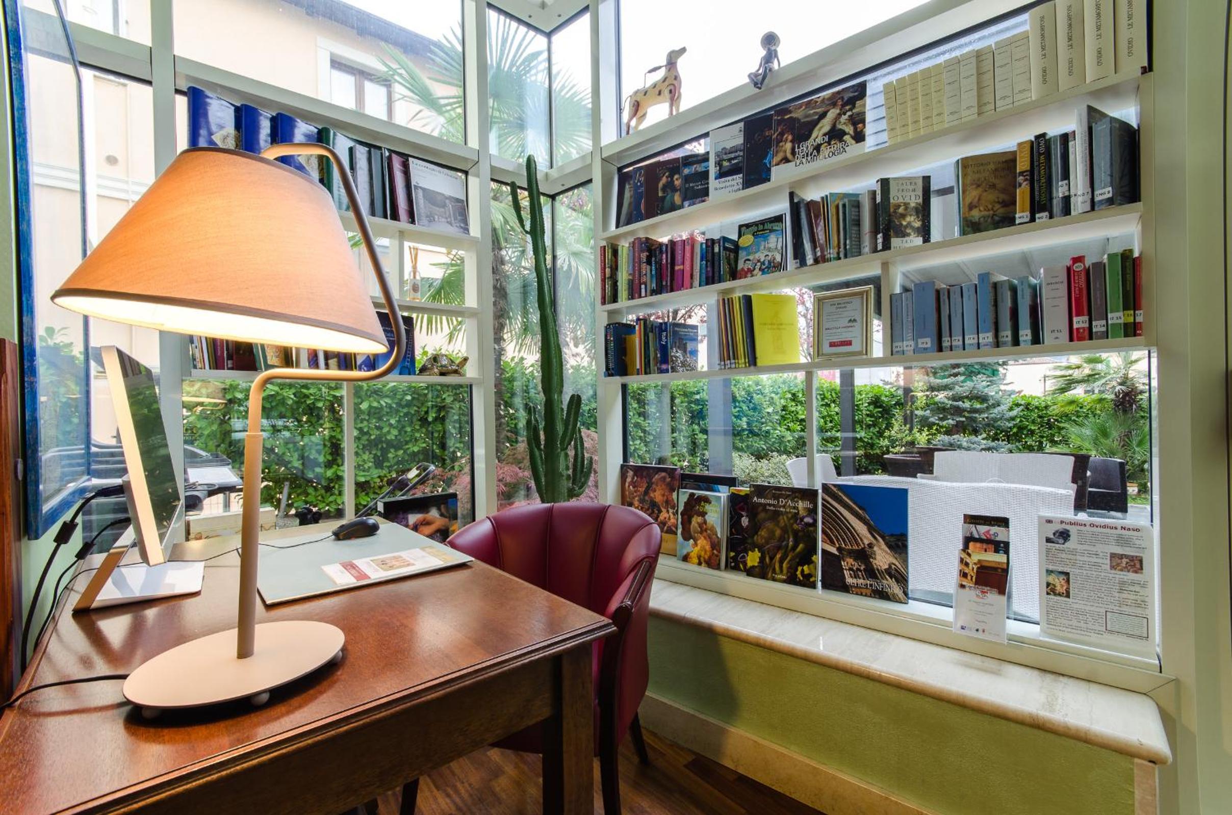 Hotel Santacroce Ovidius 27/50