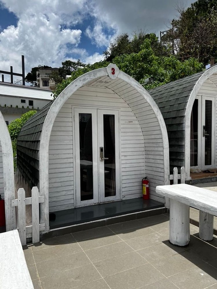 The Hobbit Bungalow photo4