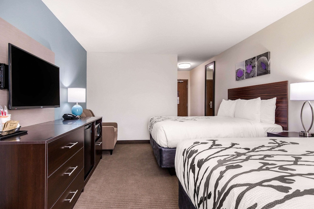 Sleep Inn & Suites South Jacksonville, IL 11/40