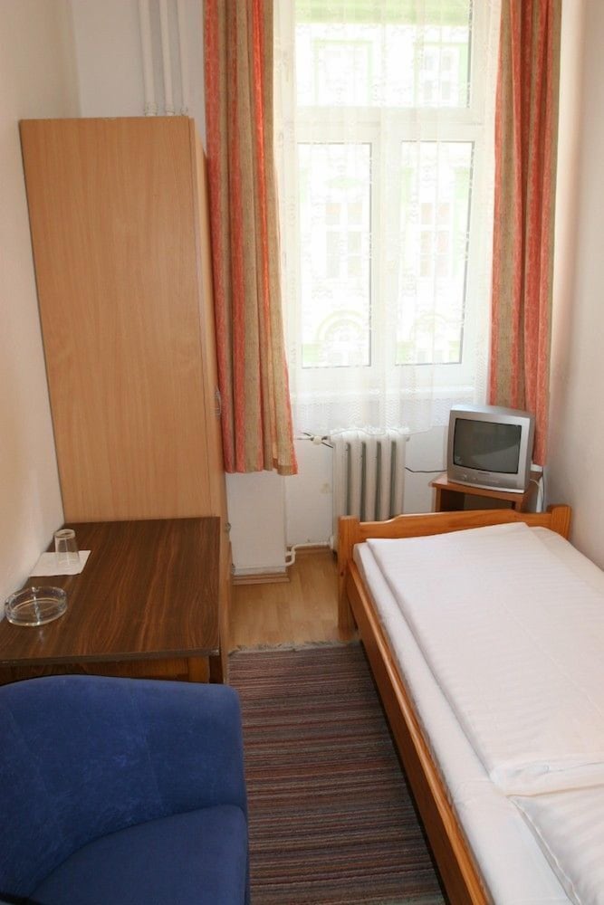 Terminus Hotel 13/50