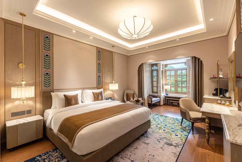 Deluxe, King Bed, Arabian Hills View, Wyndham Grand Udaipur Fateh Sagar Lake 4/10