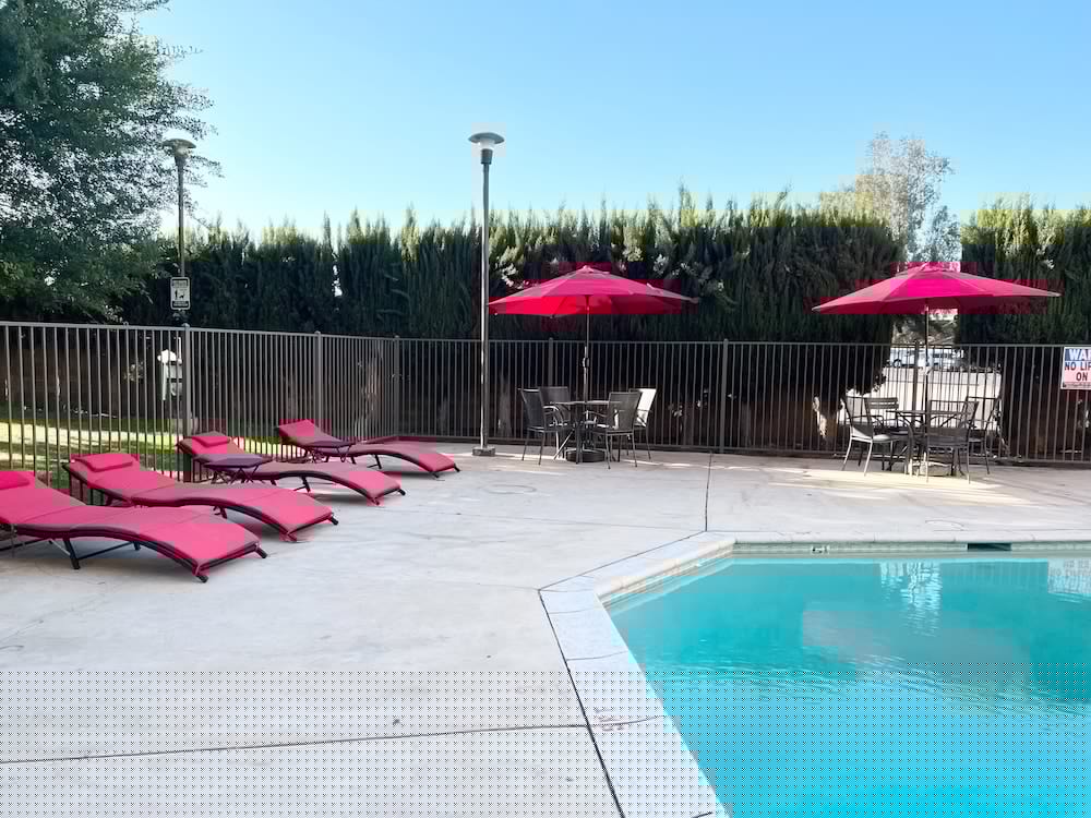 Ramada by Wyndham Bakersfield North 37/44
