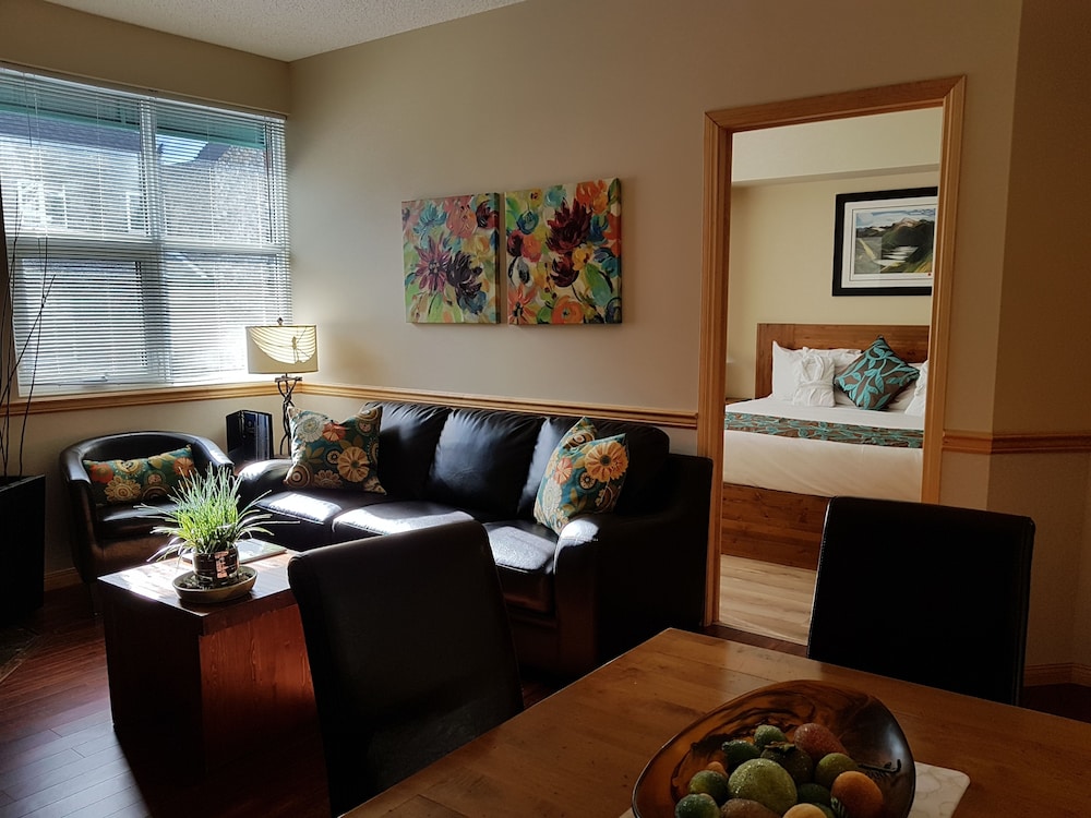 Sunset Resorts Canmore 28/50